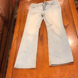 J. Crew worn ladies stretch jeans